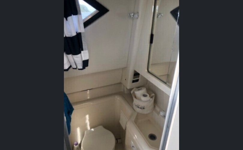 Bayliner 288/2858 Fly-kuva-2